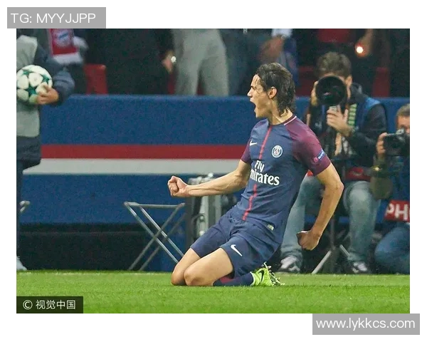 巴黎圣日耳曼击败拜仁慕尼黑，跻身欧冠半决赛！