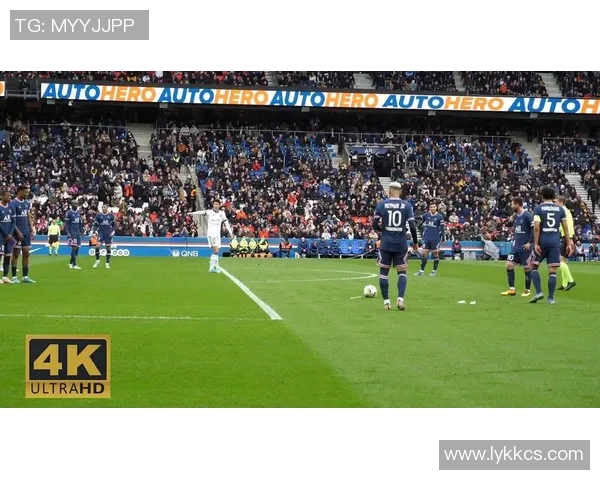 巴黎圣日耳曼1-0击败里尔，梅西助攻内马尔破门继续发挥神勇状态