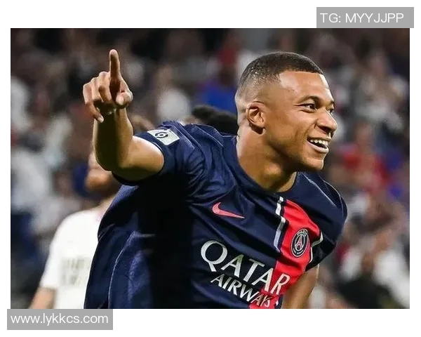 巴黎圣日耳曼惨遭勒沃库森逆袭，小脚矮子众望所归势不可挡