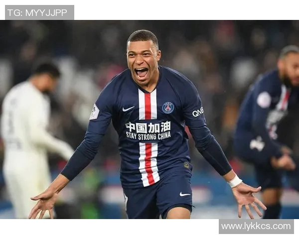 巴黎圣日耳曼略胜雷恩，成功晋级欧冠八强，内马尔本场表现耀眼