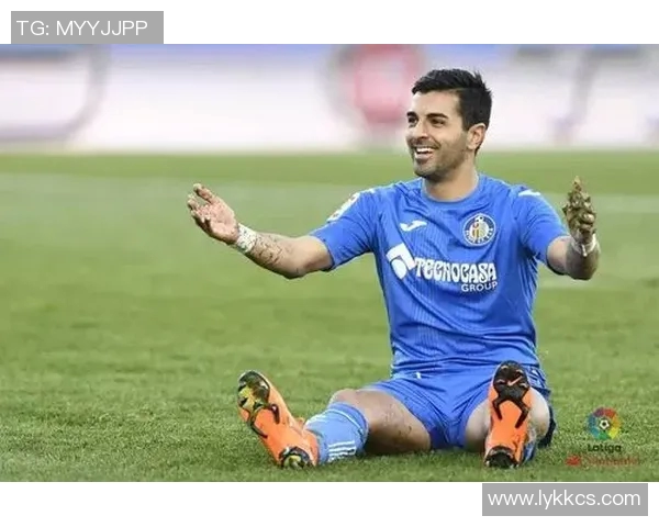 巴里-布朗携手力挽狂澜，带领球队突破困境