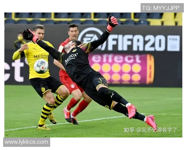 拜仁慕尼黑逆袭多特蒙德，登顶德甲榜首位置