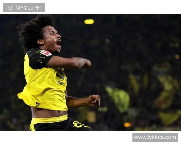 法兰克福失利多特,状态低迷露苗头:谁能拯救这支德甲豪门? 法兰克福失利多特,状态低迷露苗头:谁能拯救这支德甲豪门?