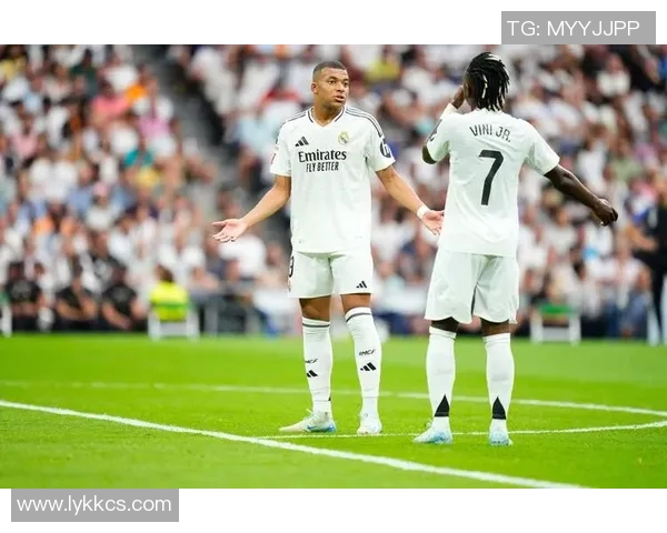 皇马连续两年止步欧冠八强，轰轰烈烈的豪门陨落！