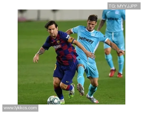 梅西助攻助攻再助攻！巴萨3-0轻取对手，豪取7连胜