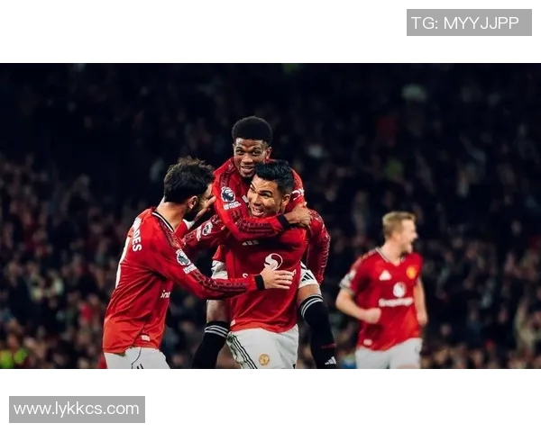 英超球队纷纷就转会窗口调整报名名单,曼联或再迎来新援 英超球队纷纷就转会窗口调整报名名单,曼联或再迎来新援