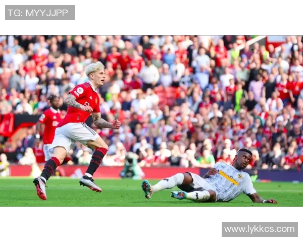 英超球队热刺队：主场战胜曼联，继续领先积分榜，豪取联赛三连胜