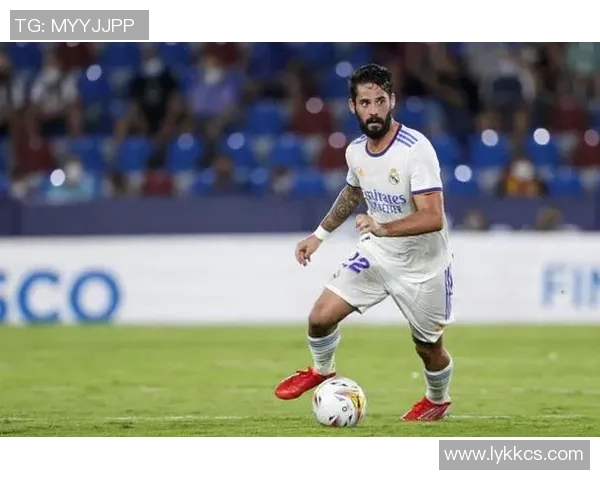 伊斯科领衔皇马新赛季引援计划,未来或成核心球员 伊斯科领衔皇马新赛季引援计划,未来或成核心球员