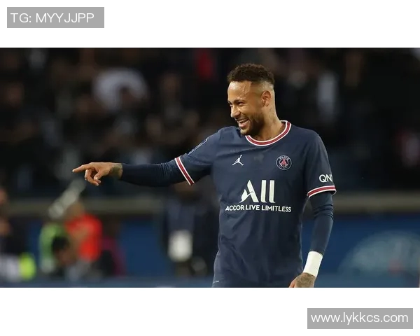 内马尔将重返法甲赛场,巴黎圣日耳曼备战新赛季登顶荣耀 内马尔将重返法甲赛场,巴黎圣日耳曼备战新赛季登顶荣耀